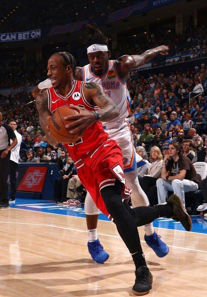 爵士碾压雷霆，武切维奇刷新纪录