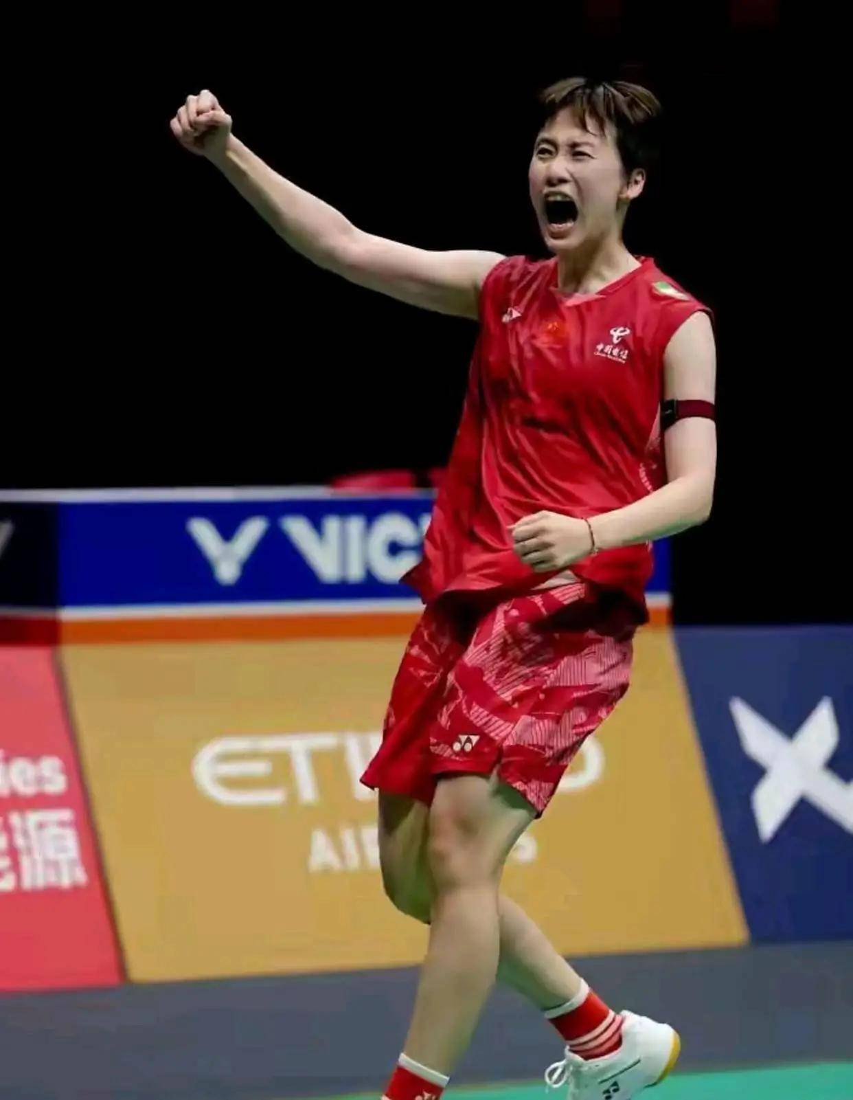 泰国队逆转德国队，陈雨菲点燃赛场