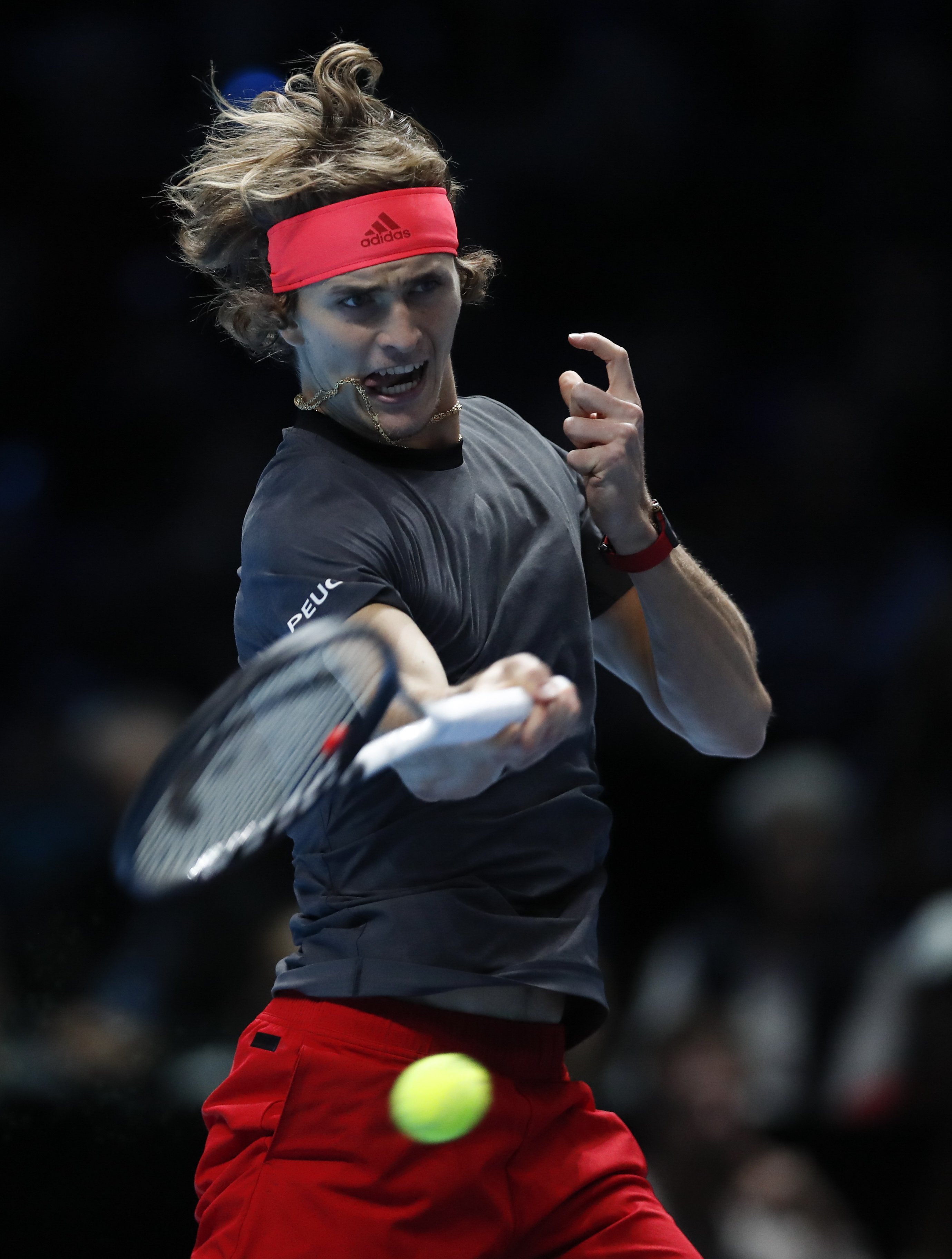 戴维斯杯翻盘ATP总决赛，兹维列夫点燃赛场