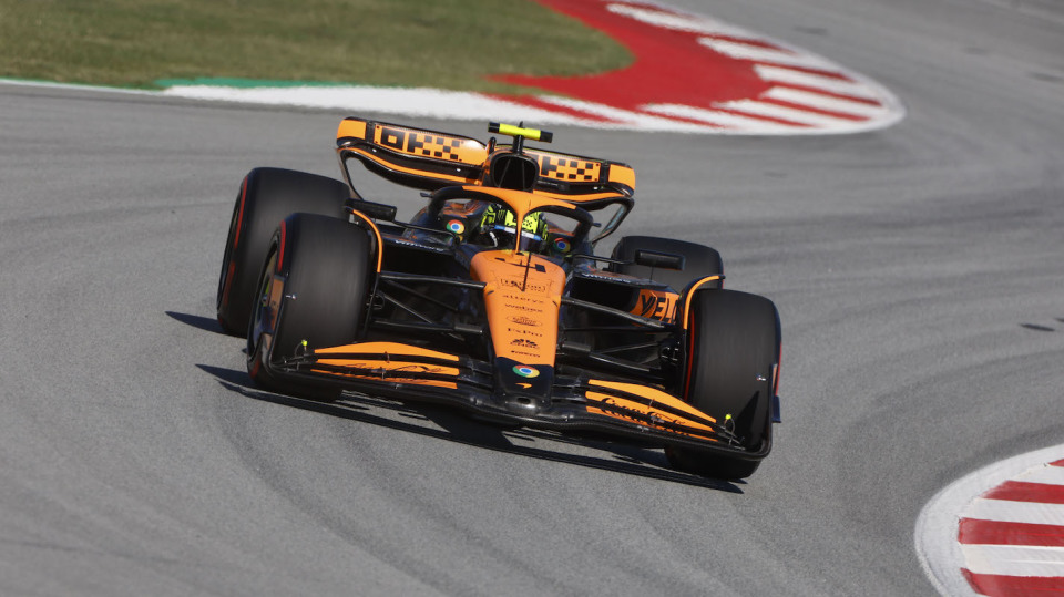 红牛车队轻取迈凯伦,诺里斯惊艳四座 红牛车队轻取迈凯伦,诺里斯惊艳四座