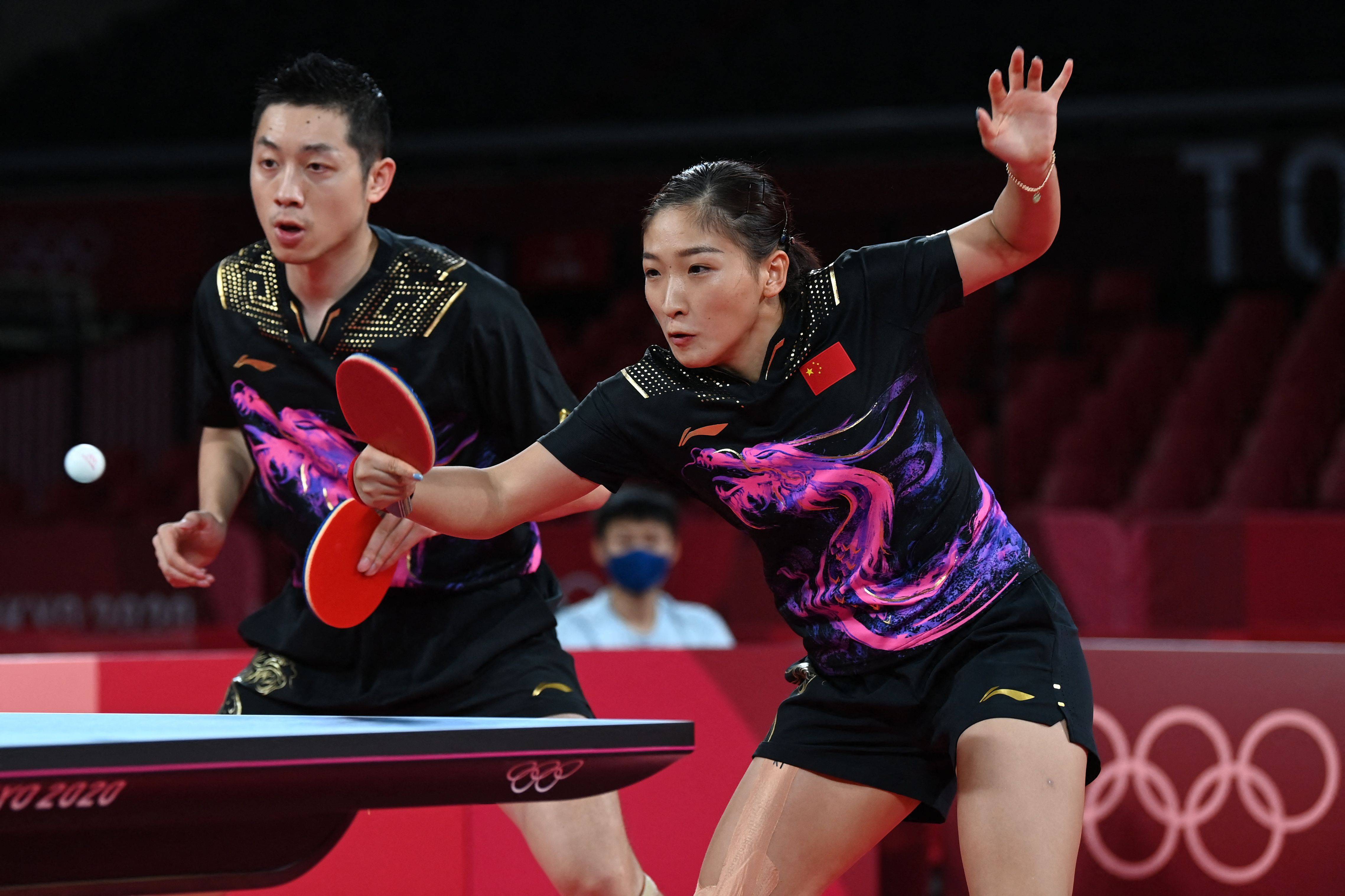 法国队轻取英格兰队，许昕统治全场