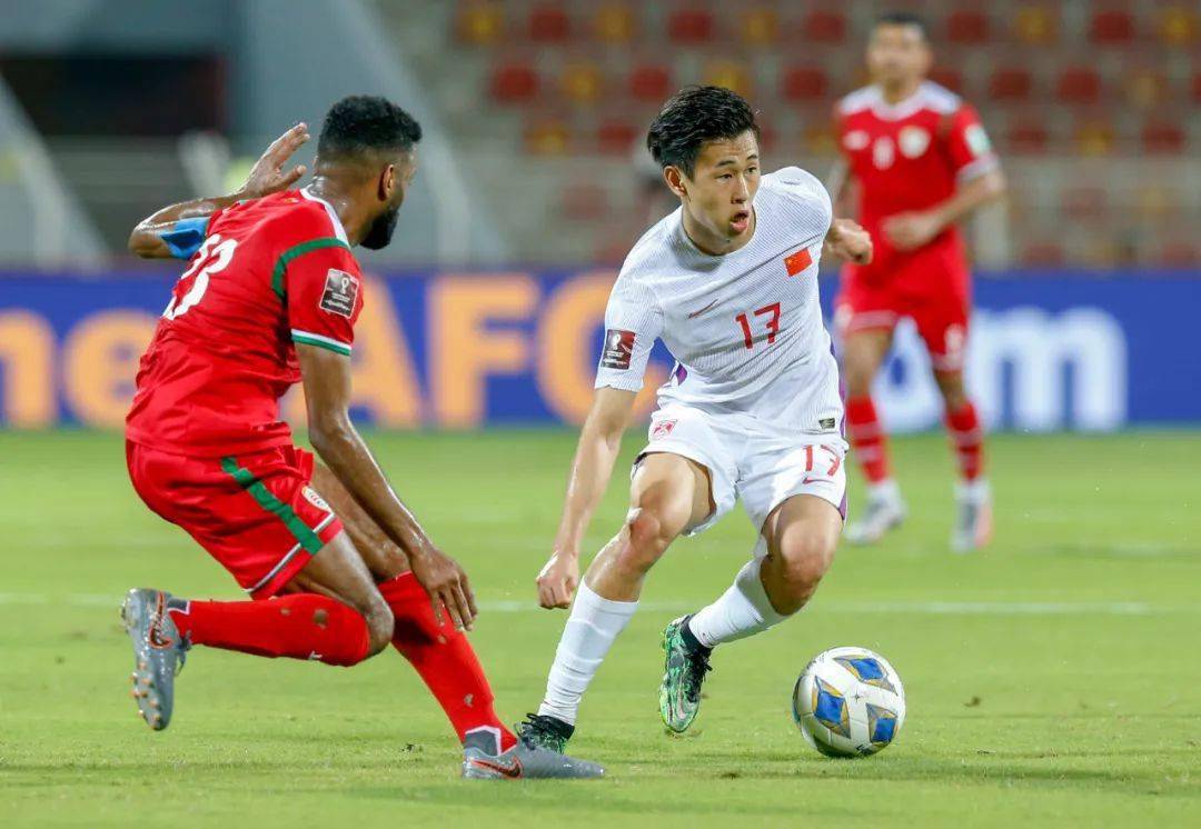 阿曼国家队在比赛中崭露头角,取得难得胜利 阿曼国家队在比赛中崭露头角,取得难得胜利